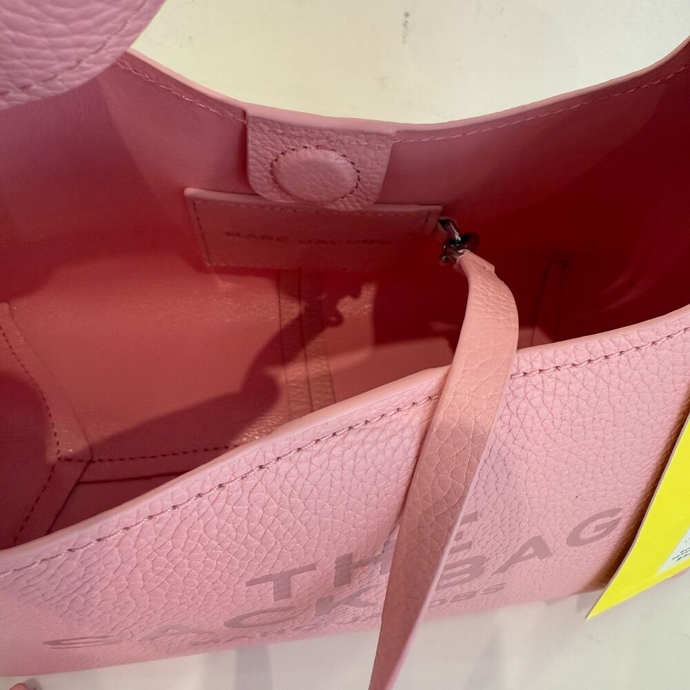Marc Jacobs Women's Ribbon Pink The Mini Sack Leather Top Handle Bag Authentic - Picture 16 of 16
